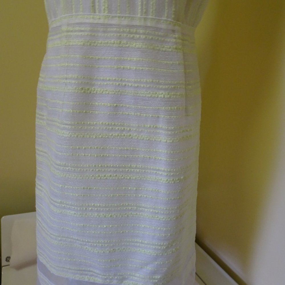 Ladies Size 14 Yellow/White Spring/Summer Dress - Picture 7 of 8